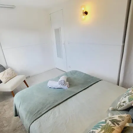 Villa Jacuzzi, Piscine, Station De Recharge Pour Véhicule électrique, Maison Normande Du 19ème Siècle à 25' De Deauville, Classée Meublé De Tourisme 5 étoiles *