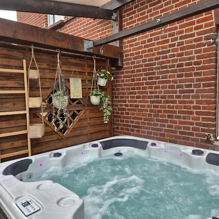 Jacuzzi, Piscine, Station De Recharge Pour Véhicule électrique, Maison Normande Du 19ème Siècle à 25' De Deauville, Classée Meublé De Tourisme 5 étoiles *