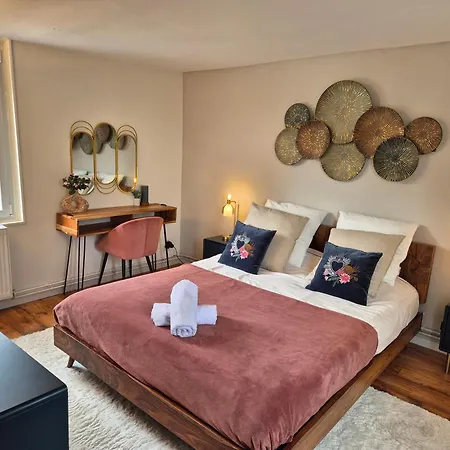 Вилла Jacuzzi, Piscine Chauffee, Station De Recharge Pour Vehicule Electrique, Maison De Maitre Normande Du 19eme Siecle A 25' De Deauville, Classee Meuble De Tourisme 5 Etoiles